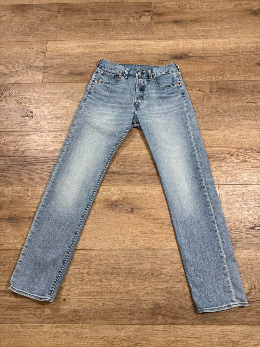 Levi’s 501 Original Fit Jeans Light Wash Straight Leg Women’s 27x30 - Picture 2 of 12